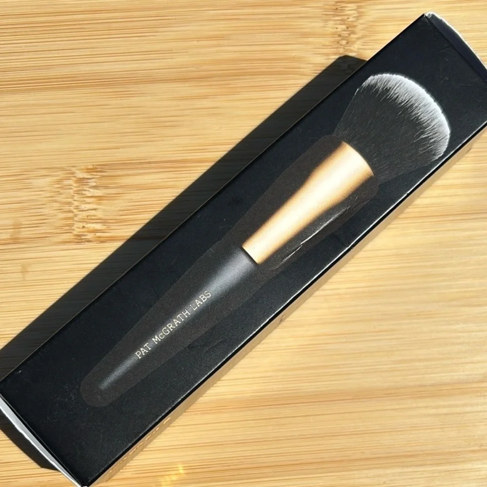 Brand New Pat McGrath Labs Skin Fetish Sublime Perfection Foundation Brush Vegan